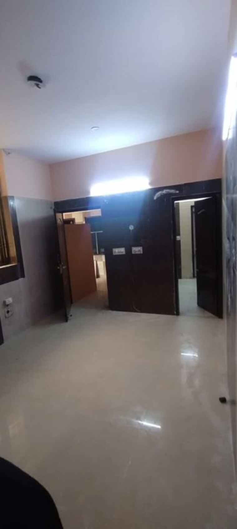 Room, sector 30 3.5 Bedroom 108 Sq.Yd. Independent House In Sector 30 Faridabad 9931256