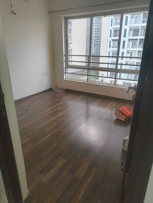 Bedroom in 2 BHK Apartment at Runwal Olive, Mulund West – for Rent