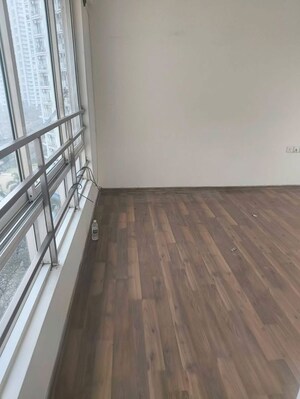 Master Bedroom in 2 BHK Apartment at Runwal Olive, Mulund West – for Rent