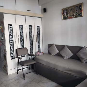 Bedroom in 5 BHK Villa at Lakshachandi Queens Boulevard, Walkeshwar – for Sale