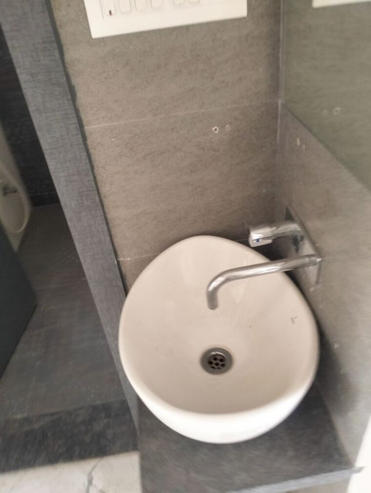 Bathroom, bramha-aangan 3 Bedroom 2200 Sq.Ft. Apartment In Salunkhe Vihar Society Pune 9931276