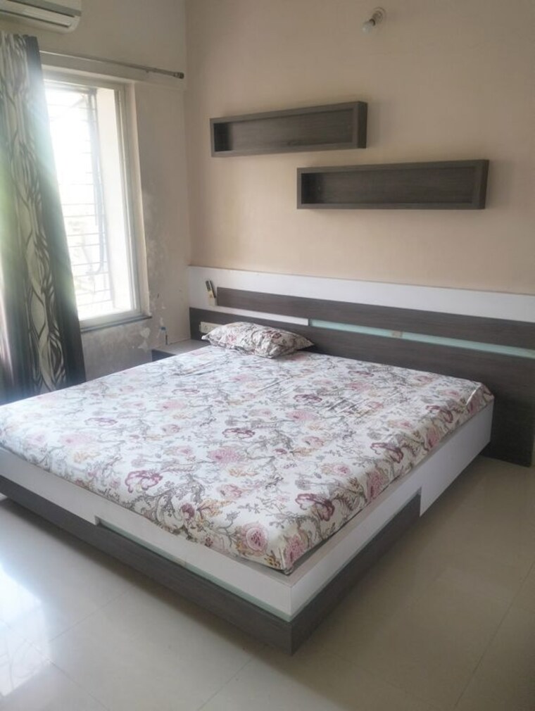 Bedroom, raheja-gardens 3 Bedroom 1500 Sq.Ft. Apartment In Wanwadi Pune 9931281
