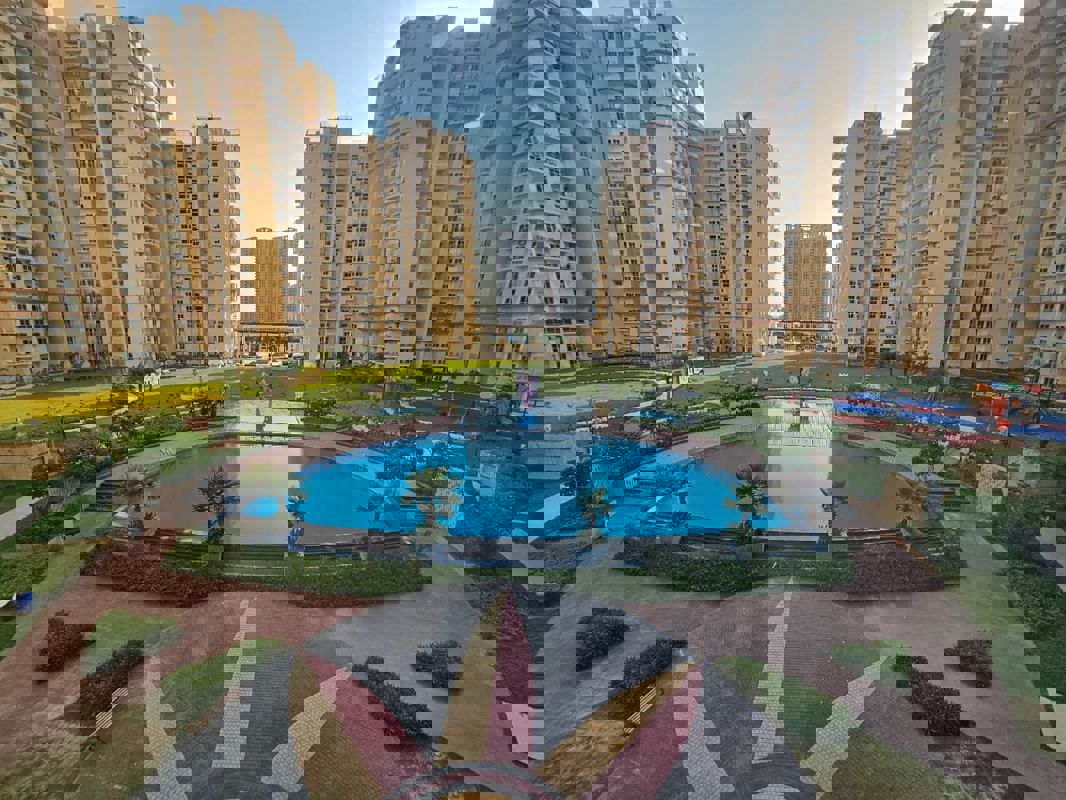 3 BHK 1395 Sq.Ft. Apartment in Samridhi Luxuriya Avenue