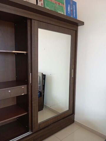 Room in 2 BHK Apartment at Paranjape Broadway, Wakad – for Rent