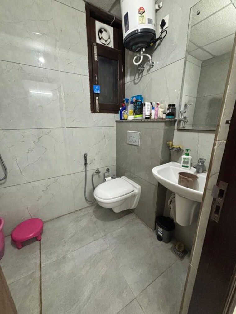 Master Bedroom, gillco-valley 2 Bedroom 900 Sq.Ft. Builder Floor In Mohali Sector 127 Chandigarh 9931308