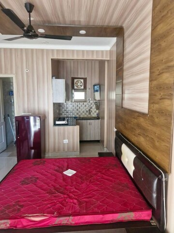 Bedroom in 1 RK Apartment at Vip Road – for Rent