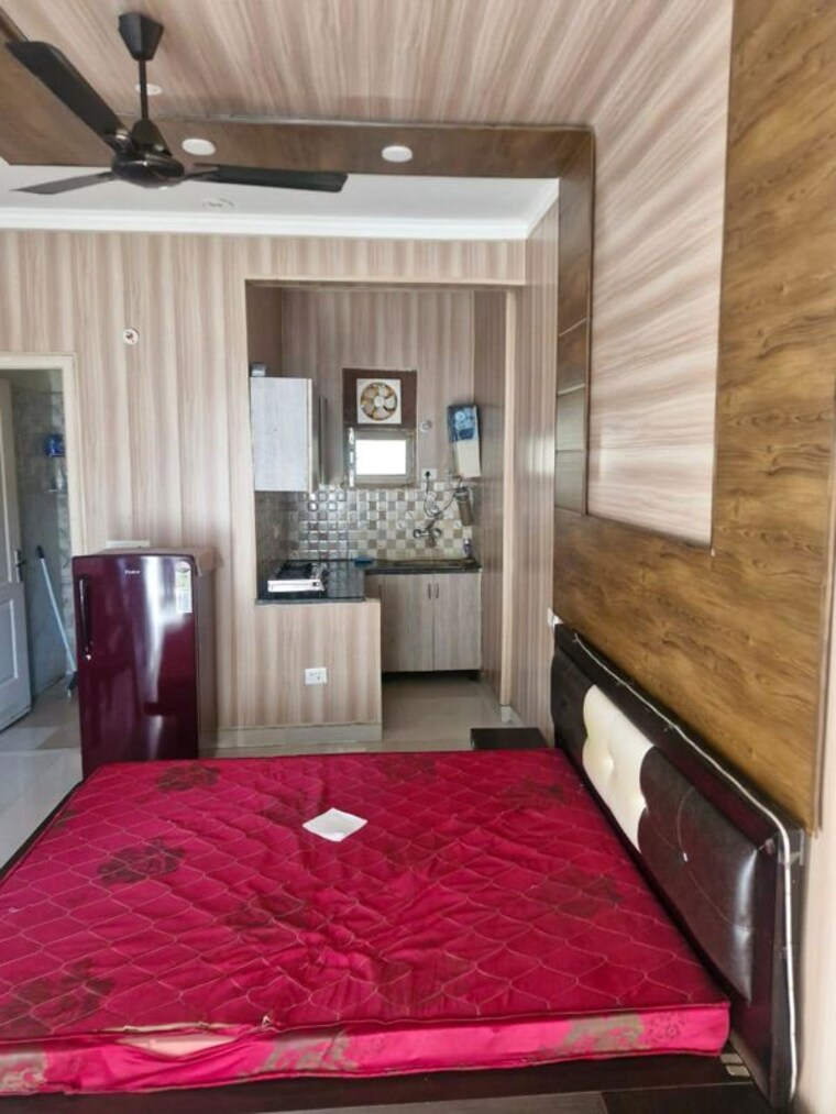 Bedroom, vip road 1 RK 900 Sq.Ft. Apartment In Vip Road Zirakpur 9931312