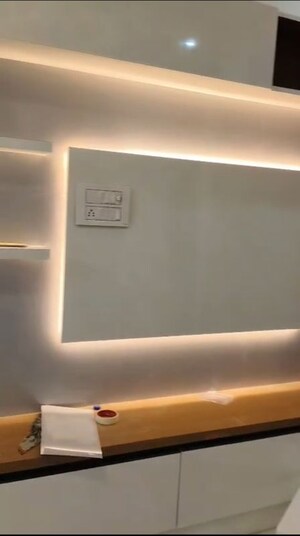 Furnished Amenities in 3 BHK Builder Floor at Govindpuram – for Sale