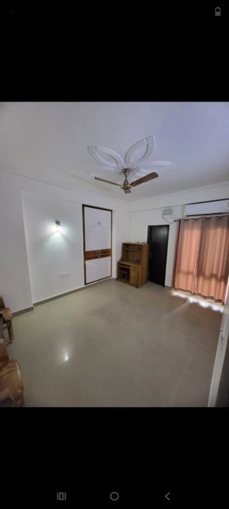 Room, aims-golf-avenue-ii 4 Bedroom 2465 Sq.Ft. Apartment In Sector 75 Noida 9931321