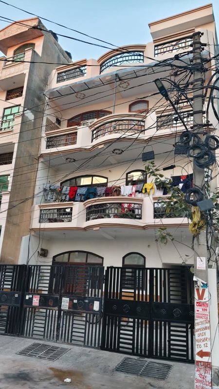 3 BHK + Pooja Room Builder Floor For Sale in Govindpuram