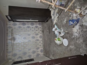 Furnished Amenities in 2.5 BHK Builder Floor at Mayur Vihar – for Sale