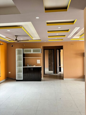 3 BHK Apartment For Rent in Pashmina Waterfront, Old Madras Road