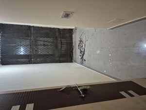 Furnished Amenities in 2.5 BHK Builder Floor at Mayur Vihar – for Rent