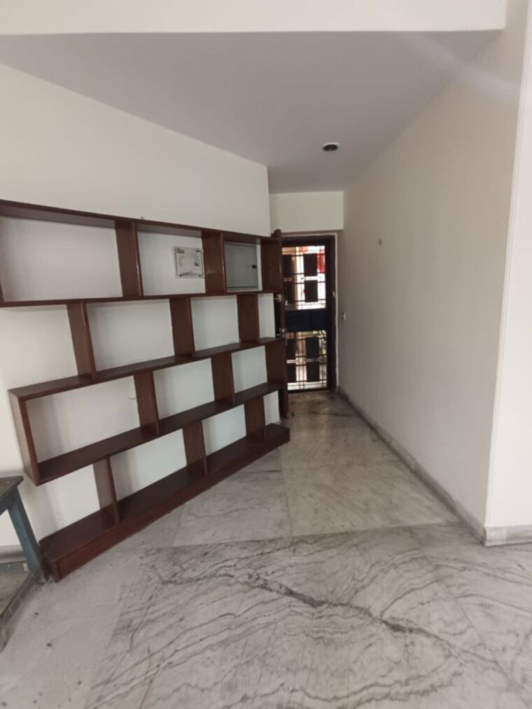 Room, the-crescent 3 Bedroom 1650 Sq.Ft. Apartment In Sector 50 Noida 9931363