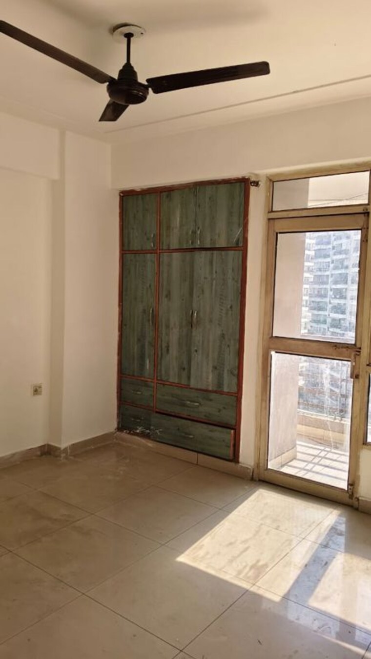 Room, saviour-greenisle 3 Bedroom 1600 Sq.Ft. Apartment In Sain Vihar Ghaziabad 9931389