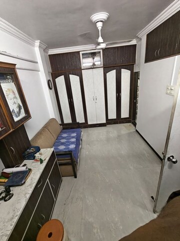 Master Bedroom in 1 BHK Apartment at Siddhivinayak Annex, Lower Parel – for Rent