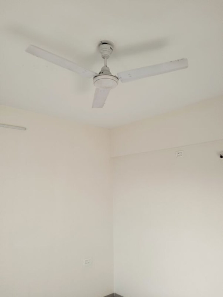 Room, krishna-keval-township 1 Bedroom 650 Sq.Ft. Apartment In Kondhwa Pune 9931295