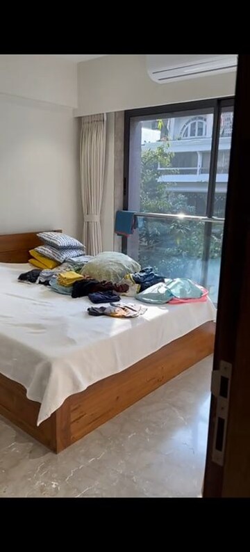 Bedroom in 3 BHK Apartment at L Nagpal Bhagirathi Sadan, Khar West – for Rent