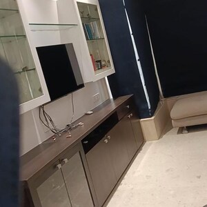 Furnished Amenities in 2 BHK Apartment at Friends Apartment Bandra West, B Block Bkc – for Rent