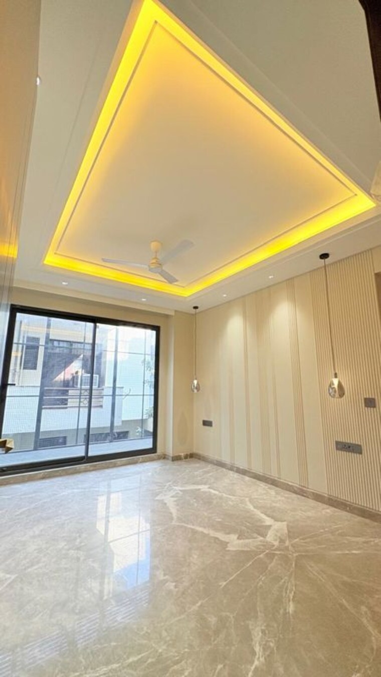 Room, bptp-green-oaks 3 Bedroom 180 Sq.Yd. Builder Floor In Sector 70a Gurgaon 9931487