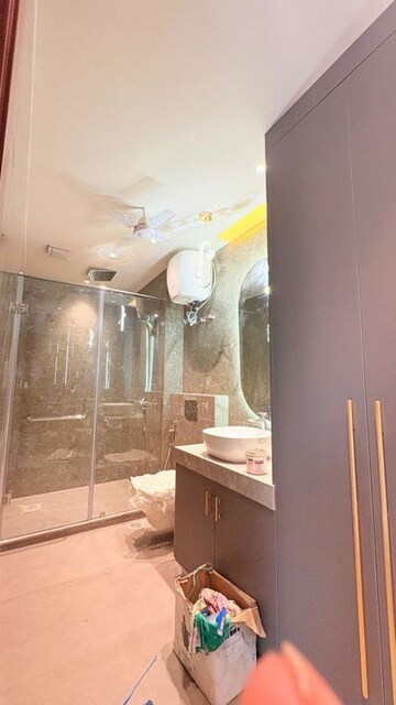 Bathroom in 3 BHK Builder Floor at BPTP Green Oaks, Sector 70a – for Sale