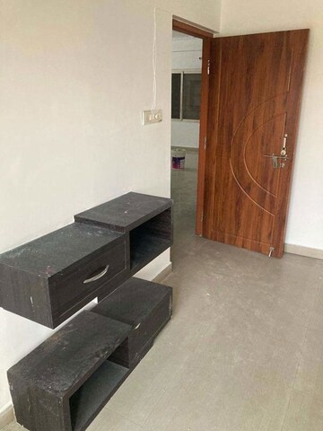 Living Room in 3.5 BHK Apartment at Ansal Sushant Golf city, Sushant Golf City – for Rent