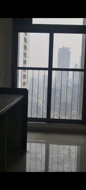 Building Lobby in 3 BHK Apartment at Kalpataru Elitus, Mulund West – for Sale