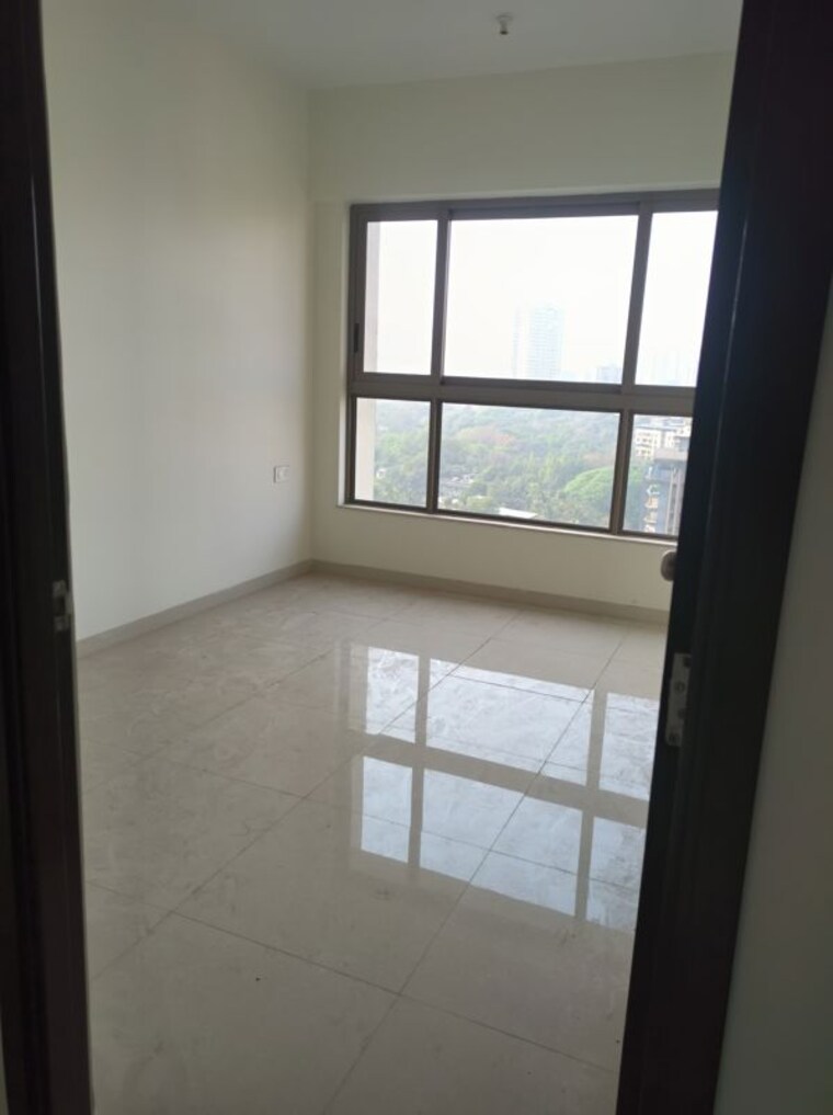 Room, kalpataru-paramount 2 Bedroom 711 Sq.Ft. Apartment In Kapur Bawdi Thane 9931502