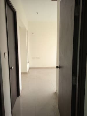 Bathroom in 2 BHK Apartment at Kalpataru Paramount, Kapur Bawdi – for Sale