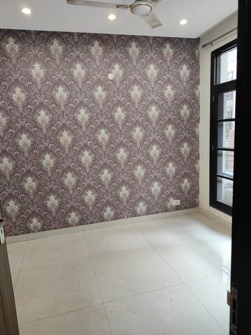 Room in 3 BHK Apartment at Chandigarh Airport – for Rent