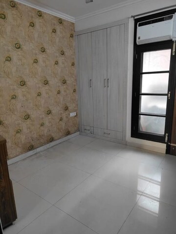 Room in 3 BHK Apartment at Chandigarh Airport – for Rent