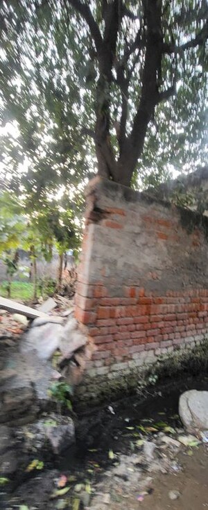  Plot For Sale in Dlf Ankur Vihar