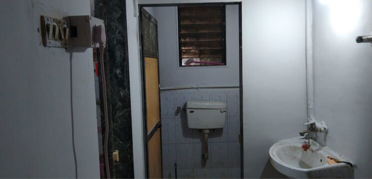 Bathroom, vihang-valley-phase-2 1 Bedroom 400 Sq.Ft. Apartment In Kasarvadavali Thane 9931584