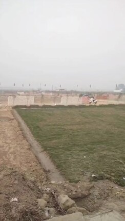Plot For Sale in Jewar