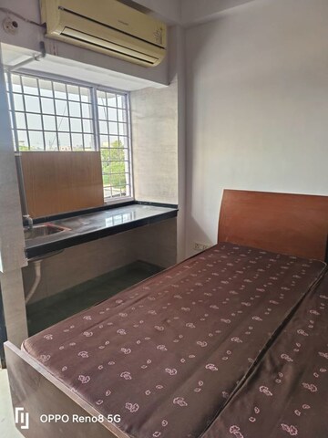 Kitchen in 1.5 BHK Independent House at Sector 55 – for Rent