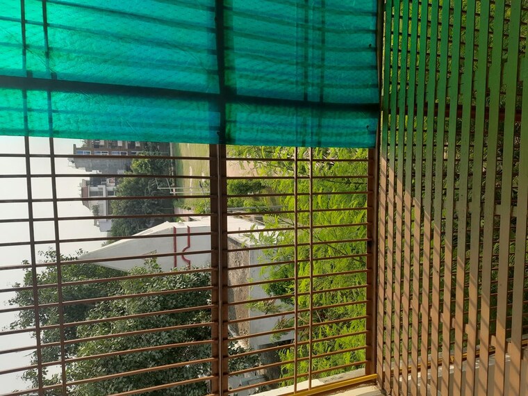 Balcony, sector 63a Pg For Boys & Girls In Sector 63a 9931640