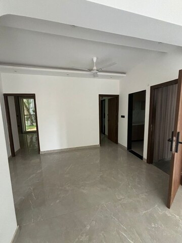 Room in 3 BHK Builder Floor at Sector 57 – for Sale