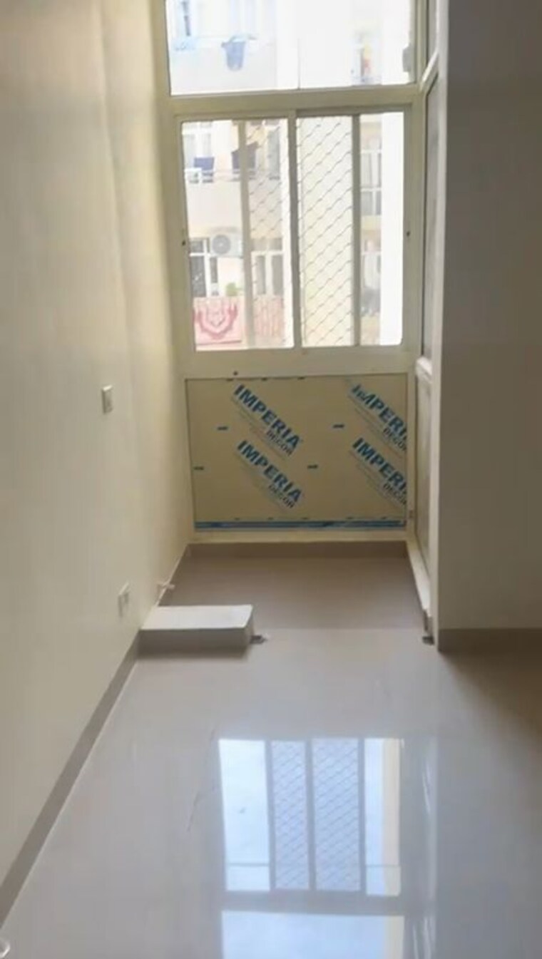 Room, wave-executive-floors 2 Bedroom 900 Sq.Ft. Builder Floor In Wave City Ghaziabad 9931667