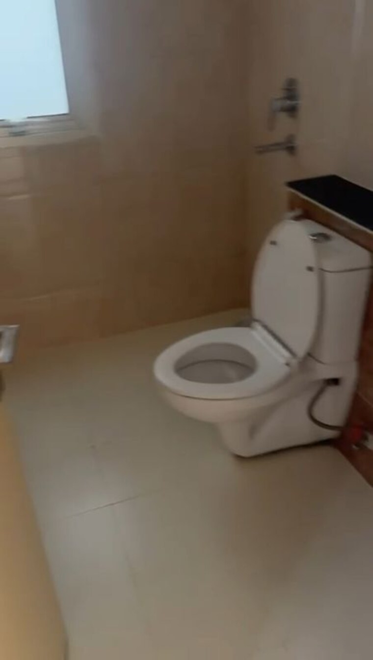 Bathroom, wave-executive-floors 2 Bedroom 900 Sq.Ft. Builder Floor In Wave City Ghaziabad 9931667