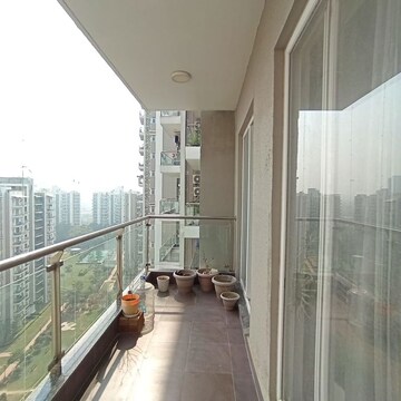 Building Lobby in 2.5 BHK Apartment at Microtek Greenburg, Sector 86 – for Sale