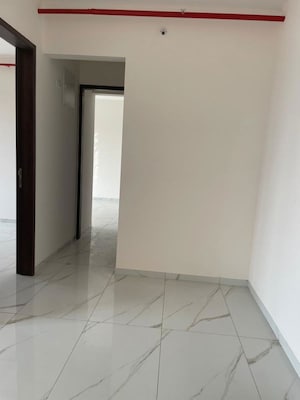 Room in 2 BHK Apartment at Kohinoor Sapphire 3, Tathawade – for Rent