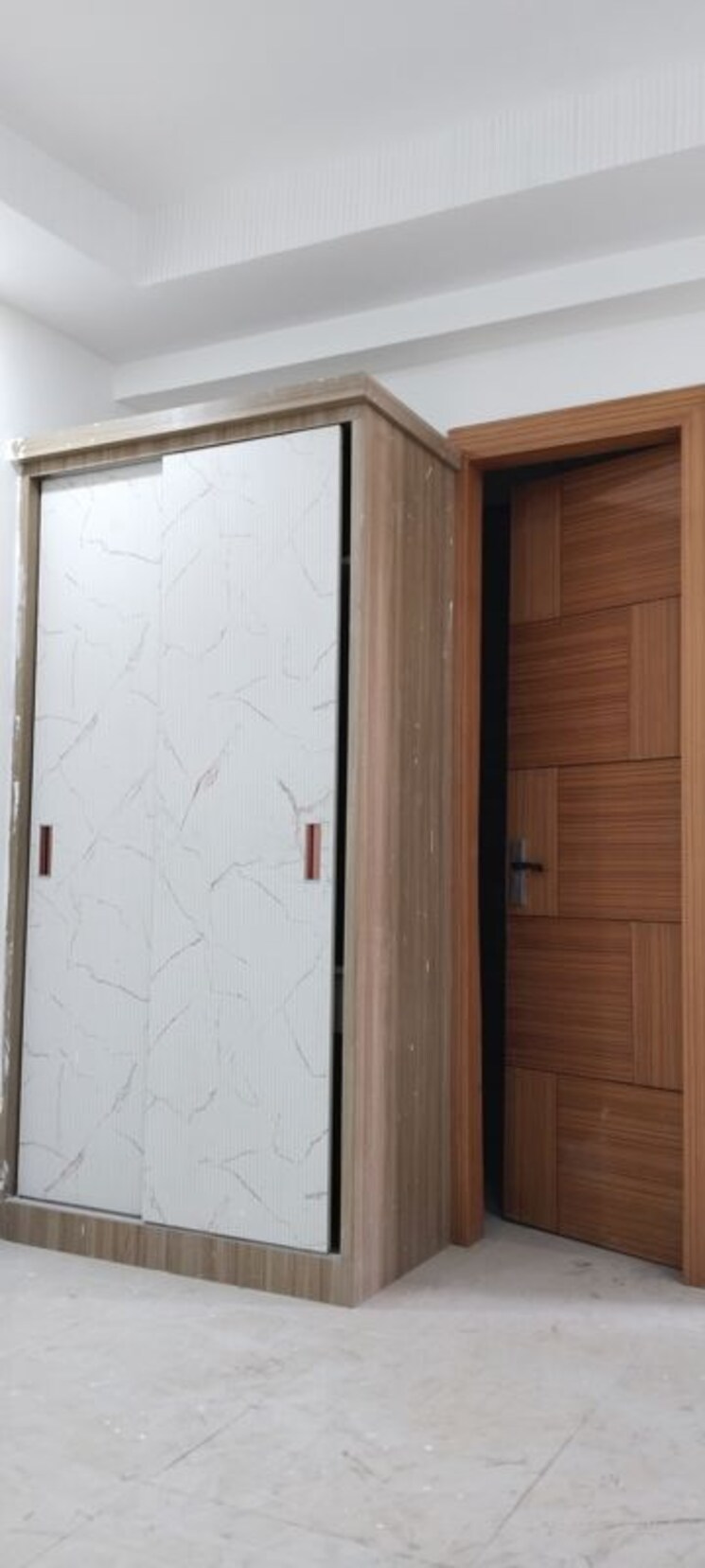 Room, sector 49 3.5 Bedroom 1650 Sq.Ft. Builder Floor In Sector 49 Noida 9927543