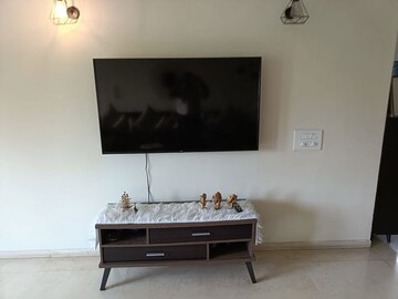 Furnished Amenities in 3 BHK Apartment at Emaar Emerald Estate, Sector 65 – for Rent