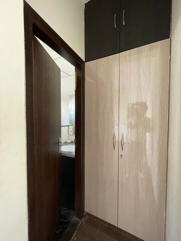 Furnished Amenities in 3 BHK Builder Floor at BPTP Amstoria, Sector 102 – for Rent