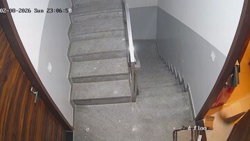 Staircase in 3 BHK Builder Floor at Halwasiya Jalvayu Vihar, Sector 30 – for Rent