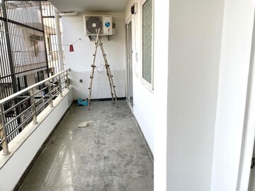 Balcony in 3 BHK Builder Floor at Sushant Lok 2, Sector 57 – for Rent