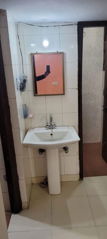 Bathroom in 2 BHK Builder Floor at Huda Market, Sector 31 – for Rent