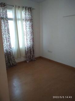 3 BHK + Servant Room Apartment For Sale in Jaypee Greens Star Court