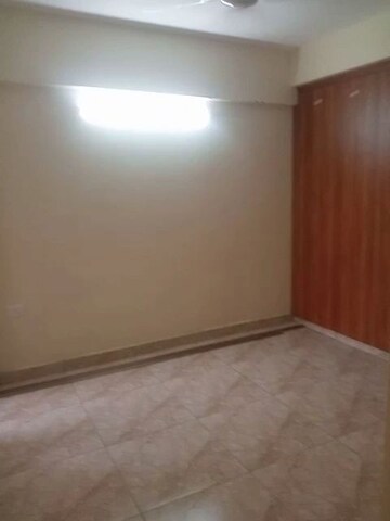 Room in 2 BHK Apartment at Rise Organic Homes, Mahurali – for Rent