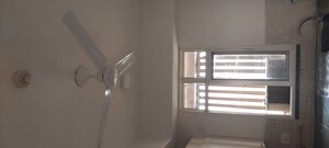 Room in 3 BHK Apartment at Jaypee Moon Court, Jaypee Greens – for Sale